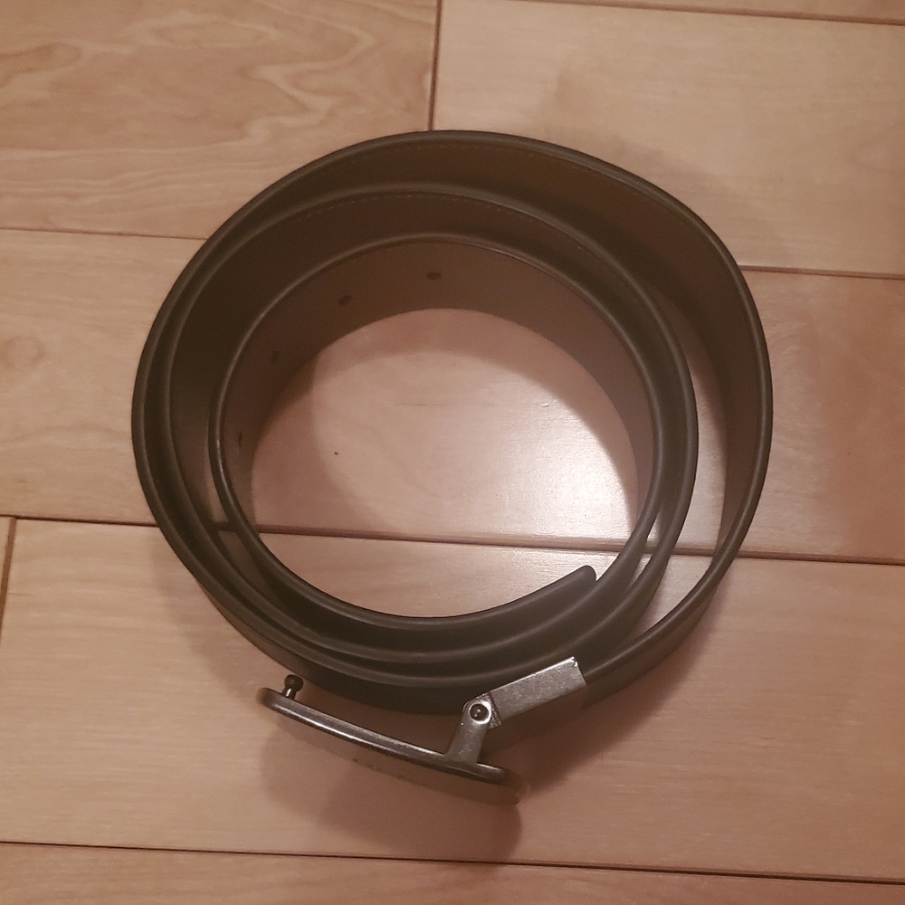 Coach black leather belt. - Picture 3 of 4